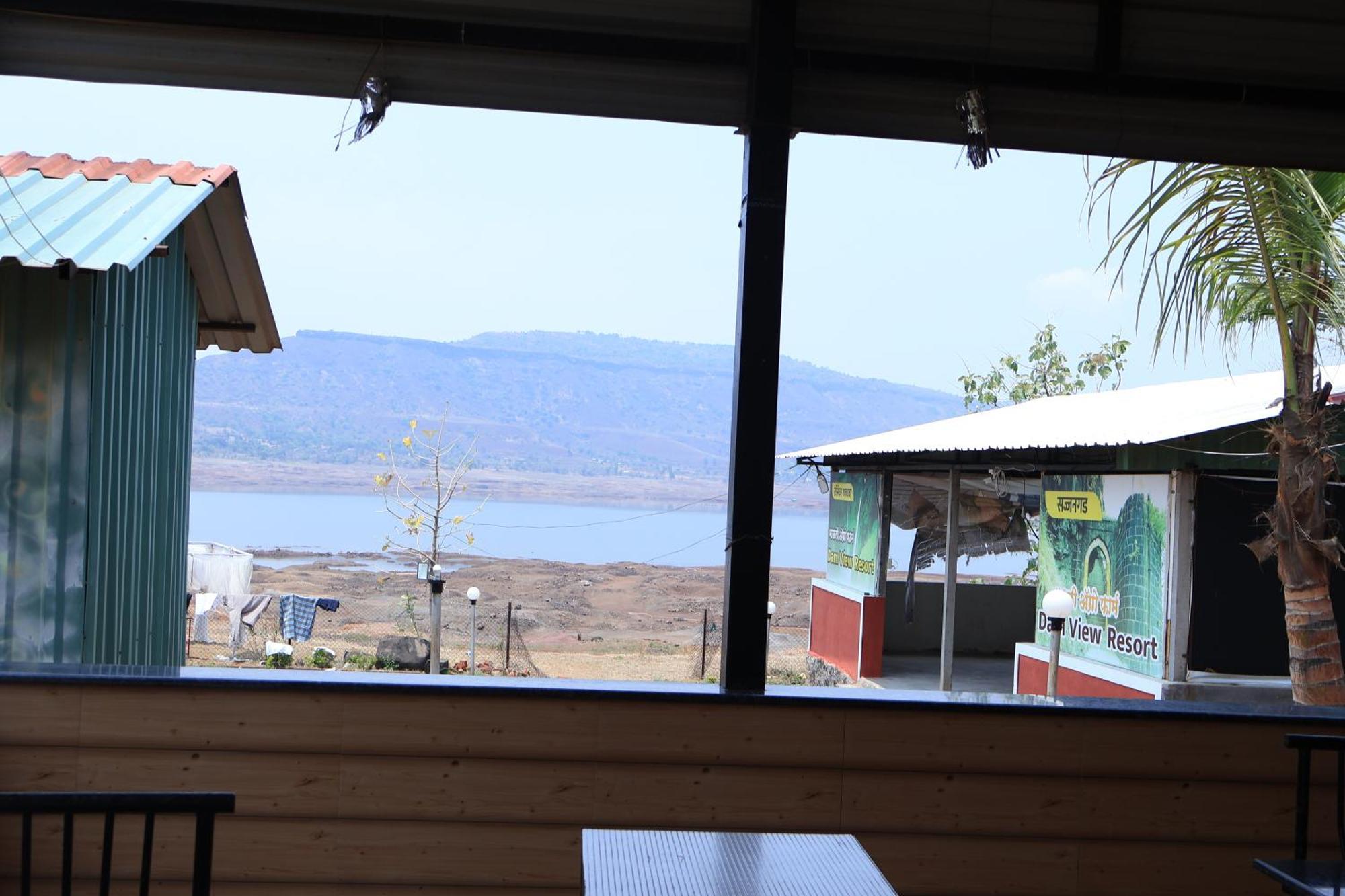 Hotel Mauli Agro Farm Dam View Resort Satara Esterno foto